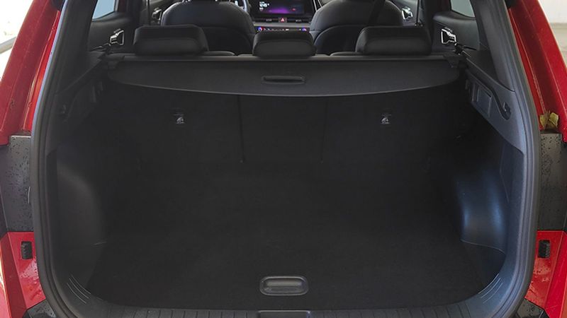 Kia Sportage • 2023 • 25,679 km 10