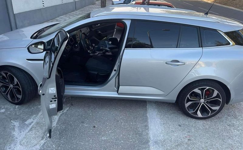 Renault Mégane • 2019 • 80,000 km 7