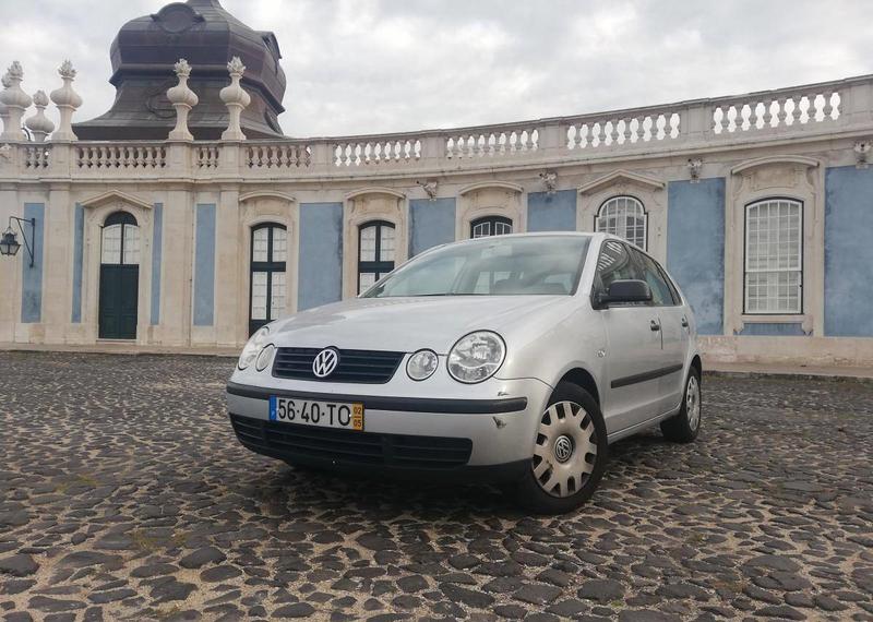 Volvo V40 • 2002 • 140,000 km 1