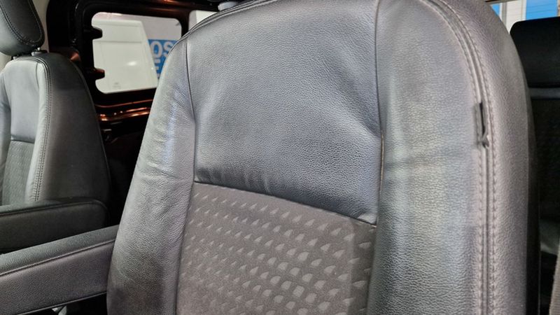 Ford Transit Custom • 2020 • 61,430 km 13