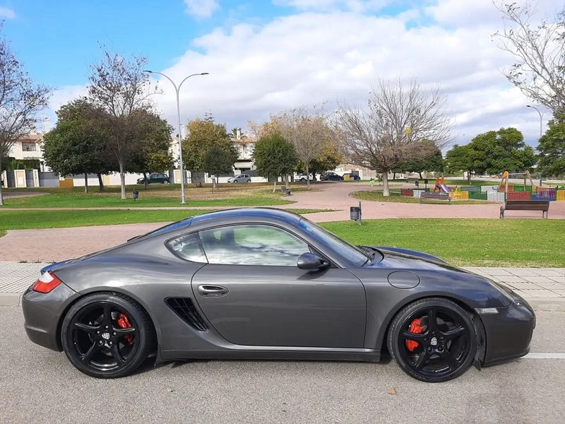 Porsche Cayman • 2007 • 160,000 km 12