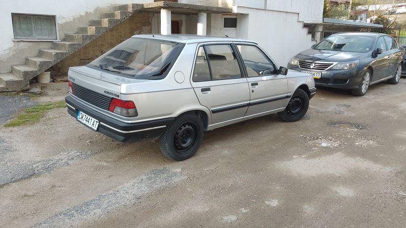 Peugeot 309 • 1990 • 247,500 km 5