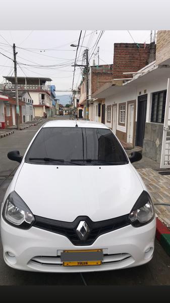 Renault Clio • 2016 • 49,633 km 7