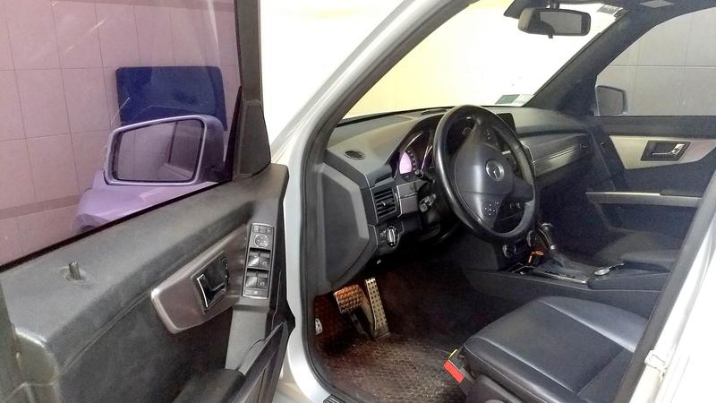 Mercedes-Benz GLK • 2010 • 113,000 km 16