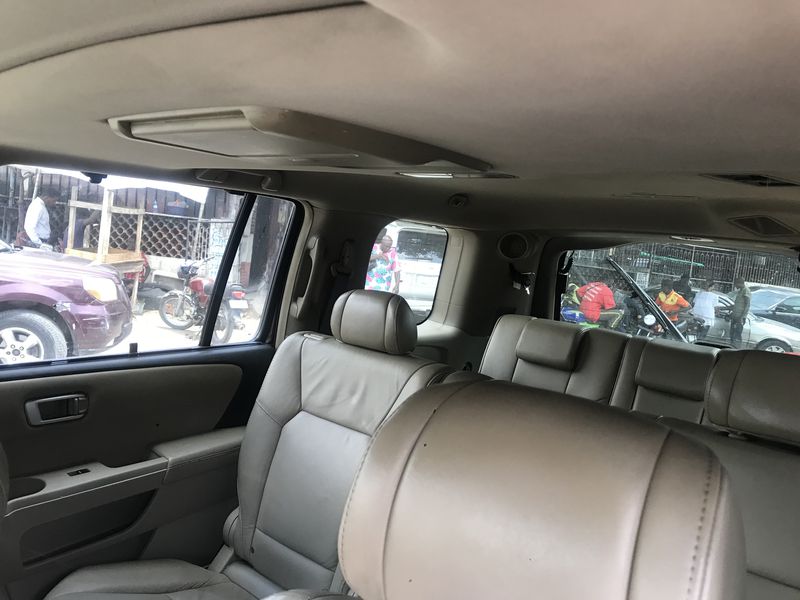 Honda Pilot • 2011 • 133,059 km 3