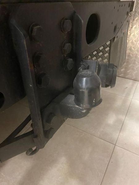 Land Rover Defender • 2005 • 79,000 km 6