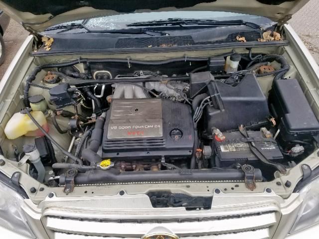 Toyota Highlander • 2002 • 10,000 mi 8