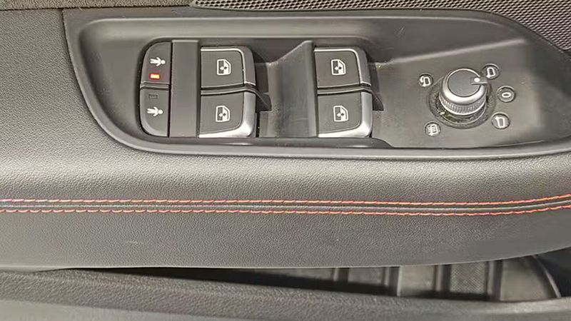 Audi RS 3 • 2019 • 102,216 km 40