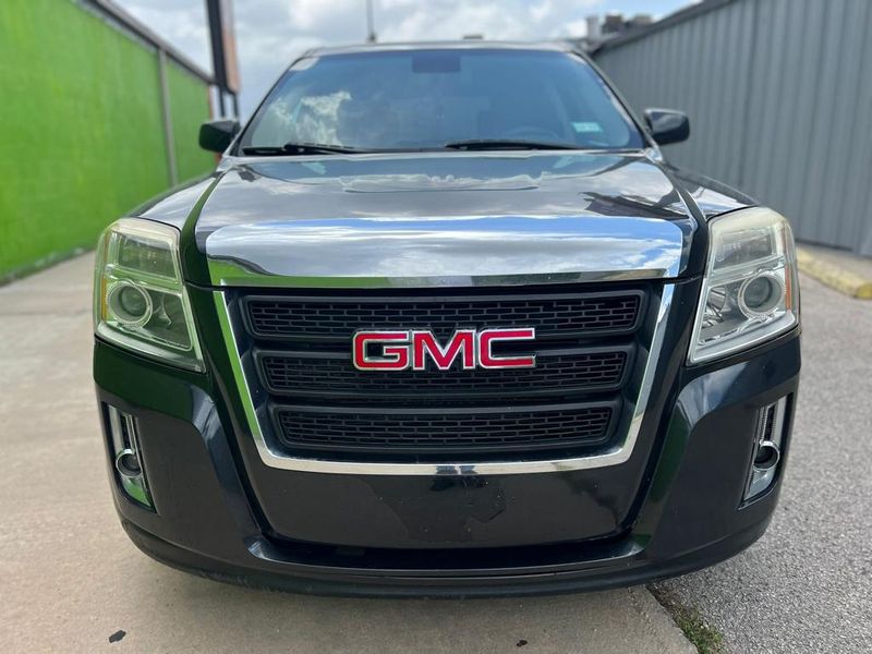 GMC Terrain • 2012 • 115,000 km 1