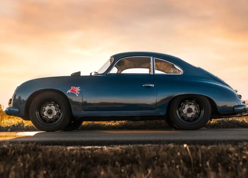 Porsche 928 • 1957 • 40,000 km 2