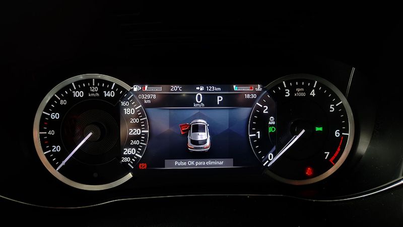 Jaguar E-PACE • 2021 • 32,978 km 20