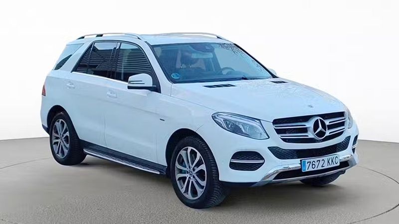 Mercedes-Benz GLE-Class • 2018 • 155,218 km 4