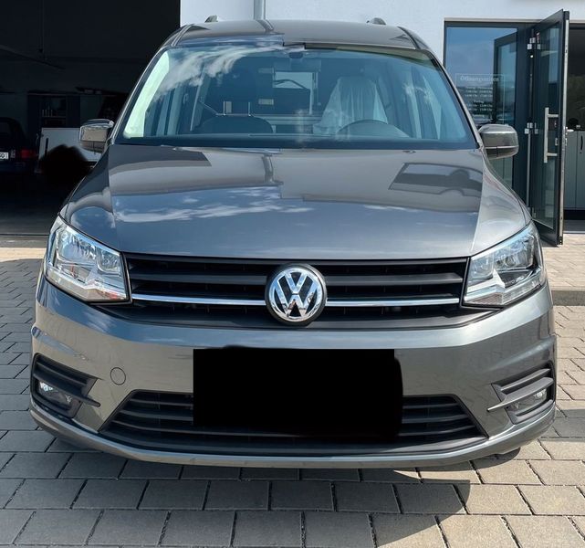 Volkswagen Caddy • 2020 • 90,000 km 1