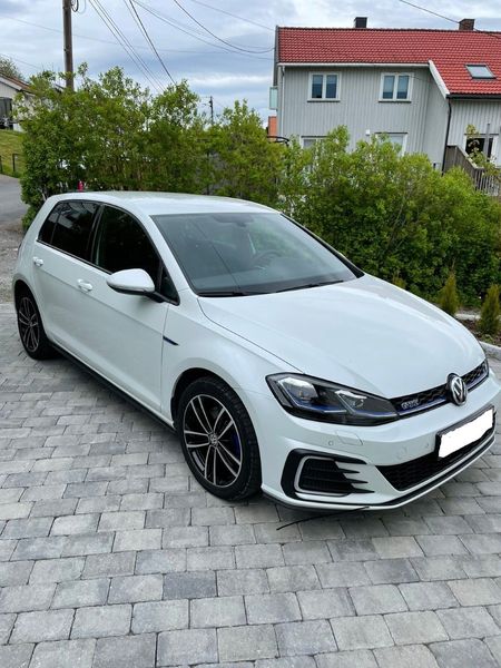 Volkswagen Golf • 2018 • 51,100 km 1