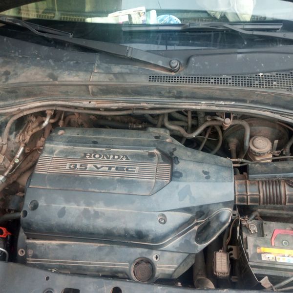 Honda Pilot • 2003 • 128,816 km 4