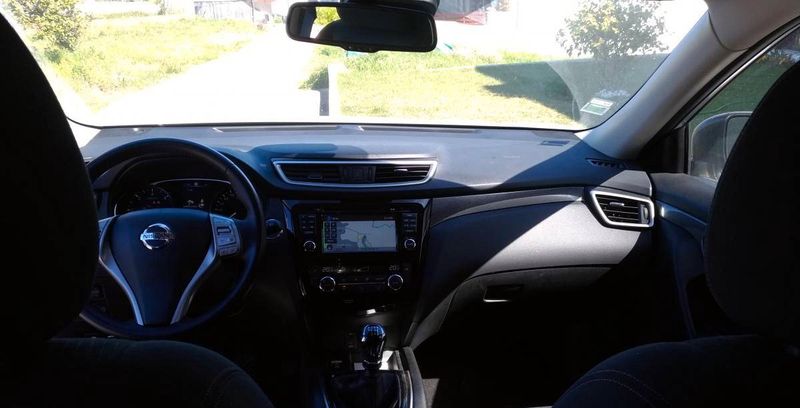 Nissan X-Trail • 2017 • 10,000 km 3