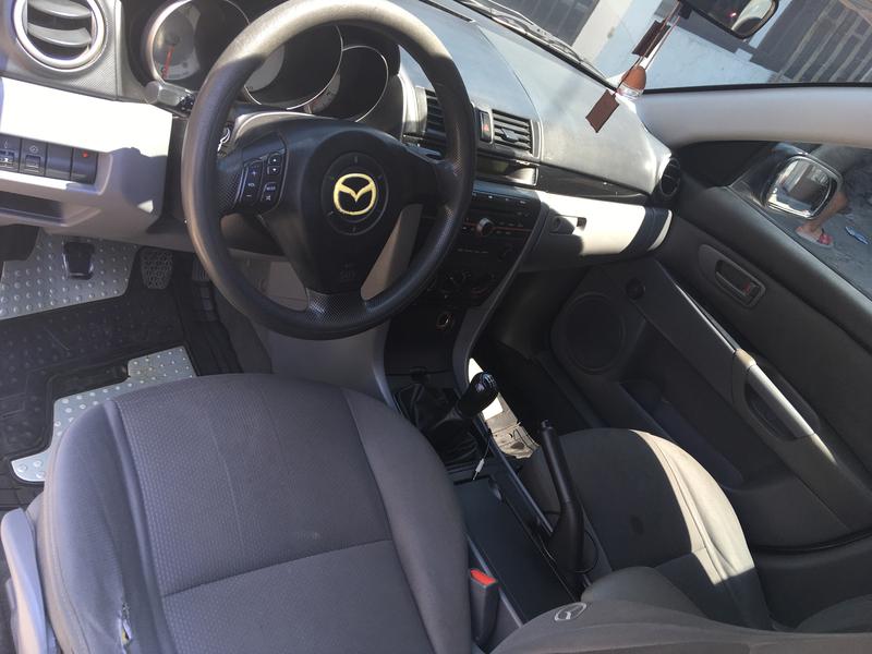 Mazda 3 • 2008 • 165,000 km 13