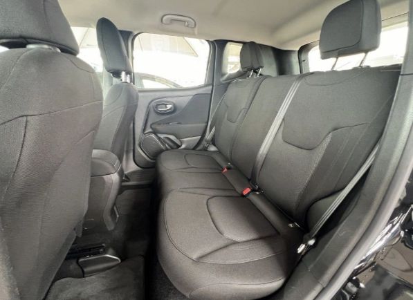 Jeep Renegade • 2020 • 40,345 km 6