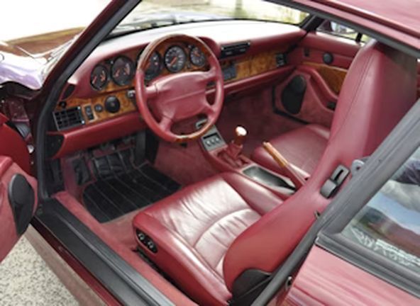 Porsche 911 Turbo • 1995 • 68,000 km 35