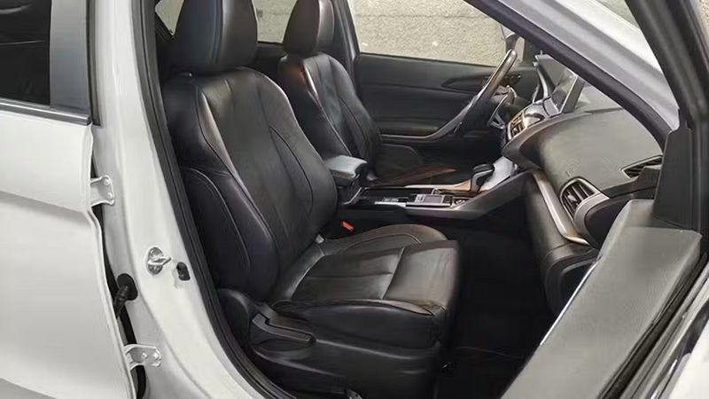 Mitsubishi Eclipse Cross • 2021 • 100,774 km 12