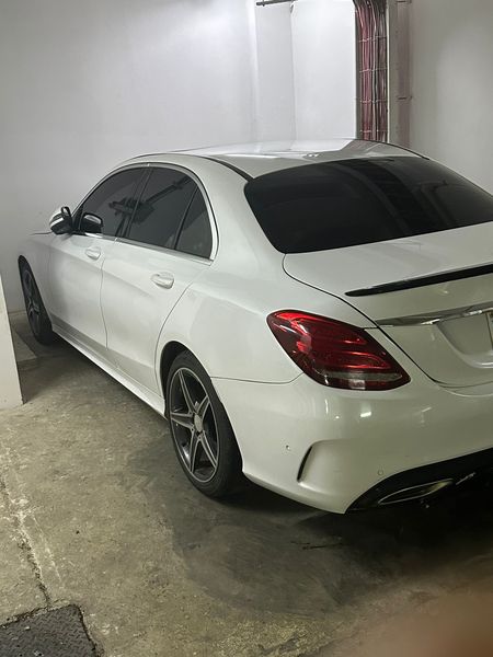 Mercedes-Benz 200 - 300 • 2016 • 119,000 km 11