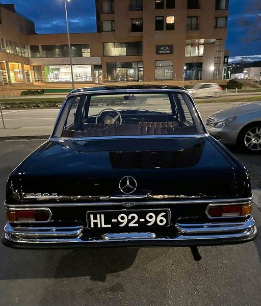 Mercedes-Benz S • 1960 • 90,000 km 5