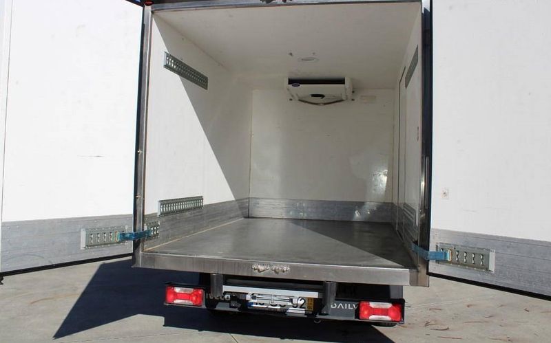 Isuzu Trooper • 2017 • 49,000 km 6