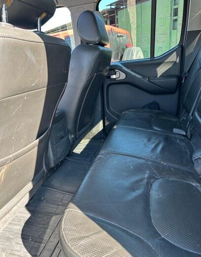Nissan Navara • 2009 • 89,000 km 4
