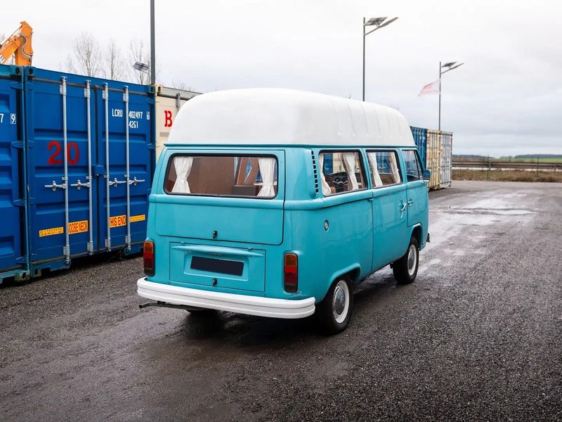 Volkswagen Multivan • 1989 • 220,800 km 8