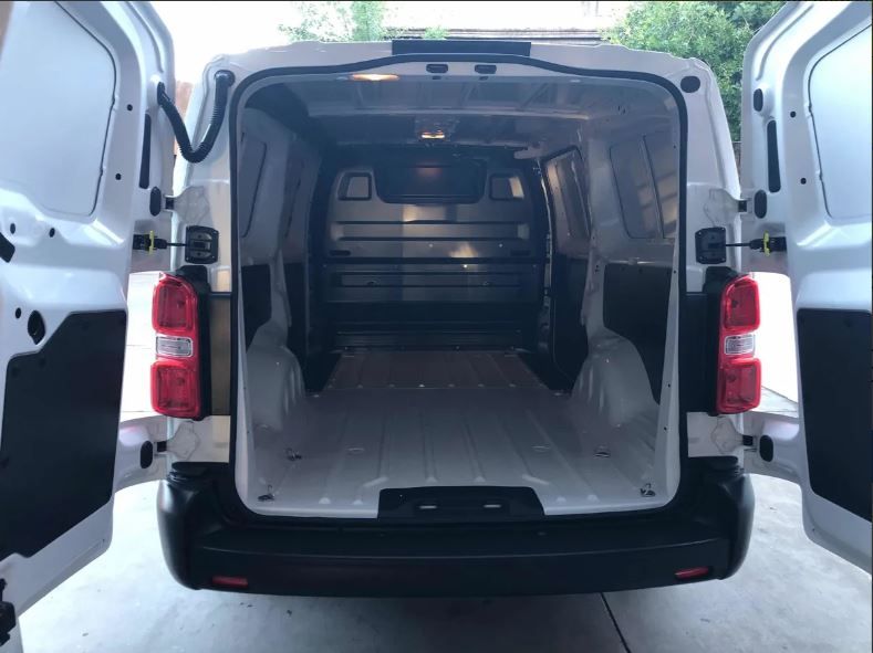 Peugeot Bipper • 2019 • 90,000 km 2