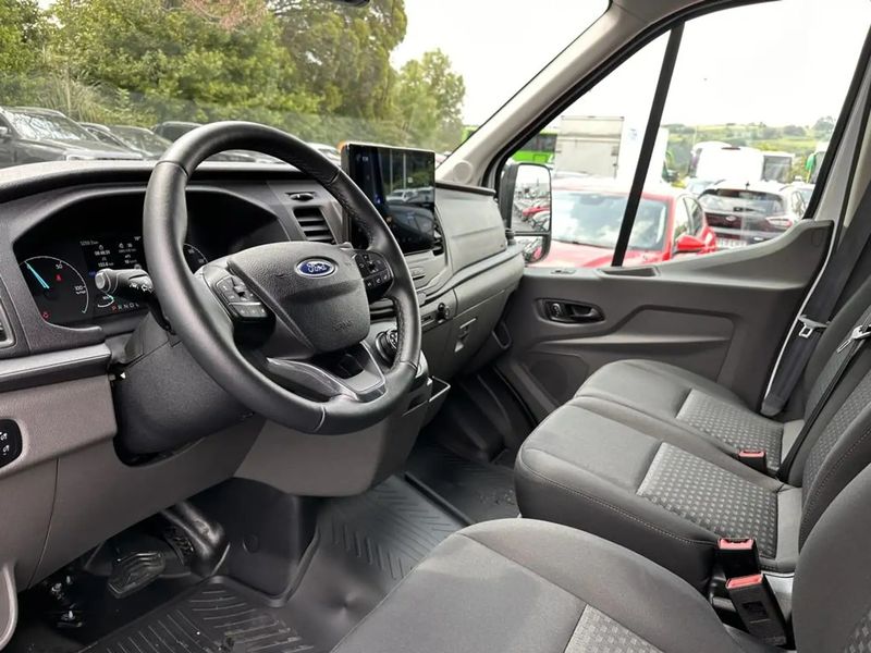 Ford Transit • 2022 • 10,232 km 8