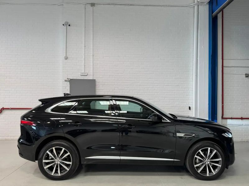 Jaguar F-Pace • 2024 • 30,000 km 4