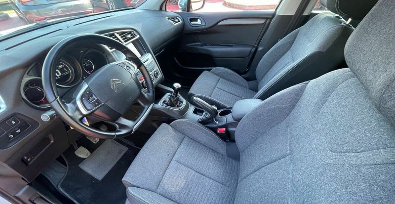 Citroën C4 • 2015 • 94,919 km 2