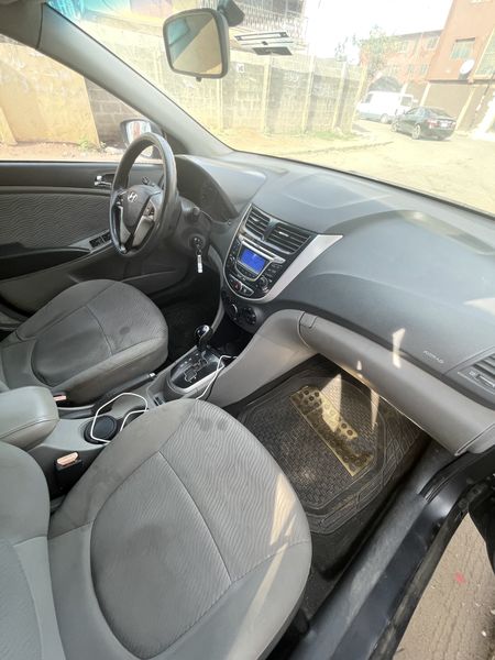 Hyundai Accent • 2013 • 97,123 km 9