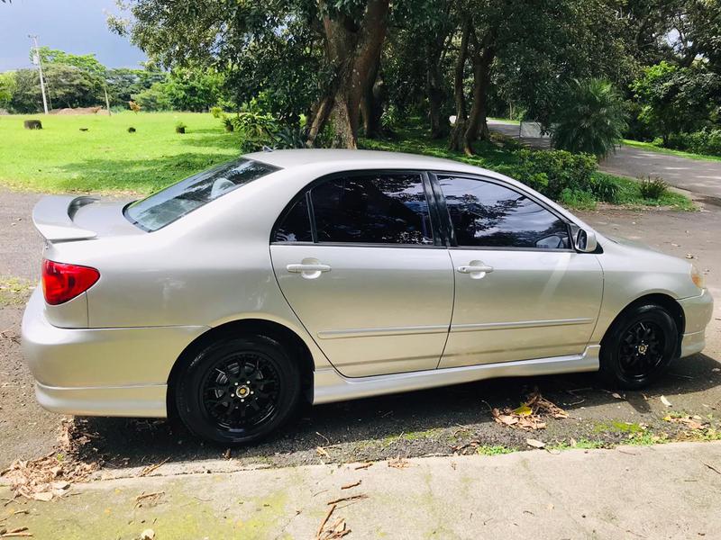 Toyota Corolla • 2003 • 179 km 4