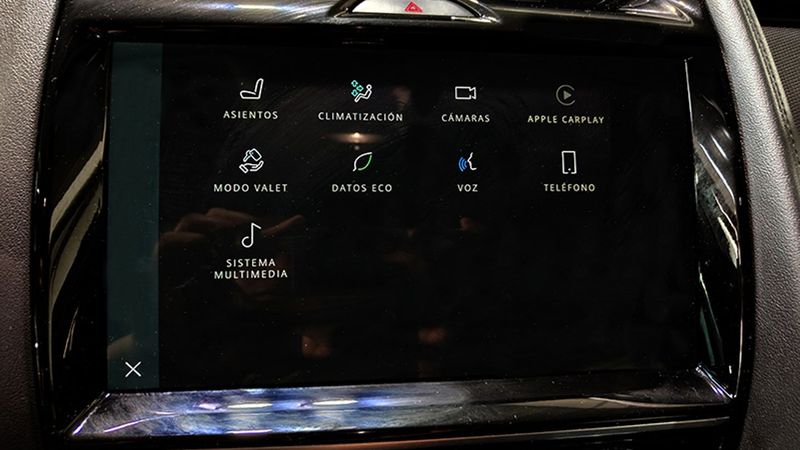 Jaguar E-PACE • 2021 • 32,978 km 9