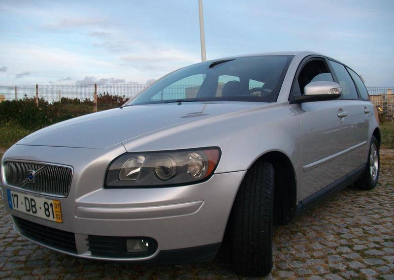 Volvo 240 • 2007 • 200,000 km 1