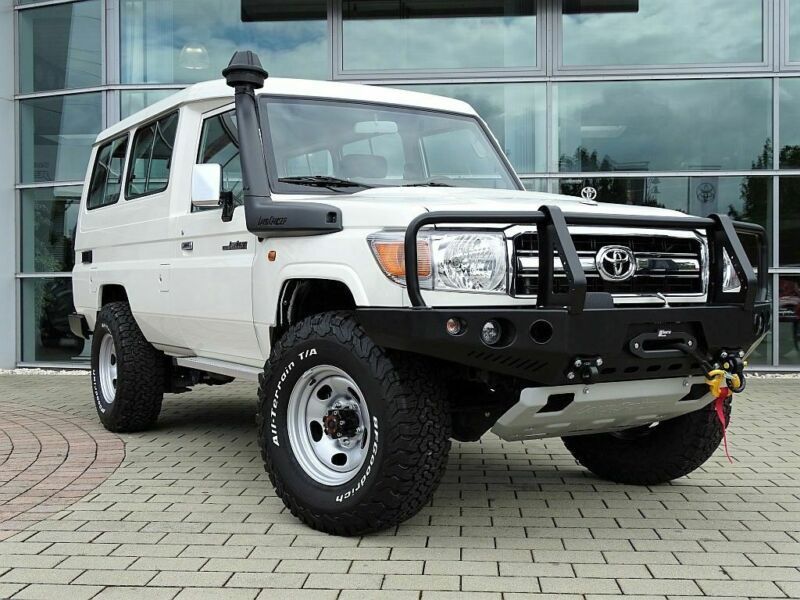 Toyota Land Cruiser • 2021 • 84,890 km 1