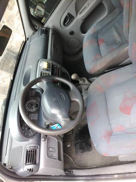 Renault Symbol • 2001 • 201,000 km 7