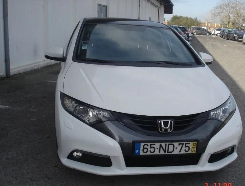 Honda Civic • 2012 • 132,000 km 1