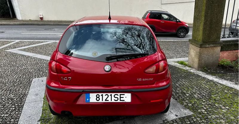 Alfa Romeo 147 • 2001 • 187,878 km 2