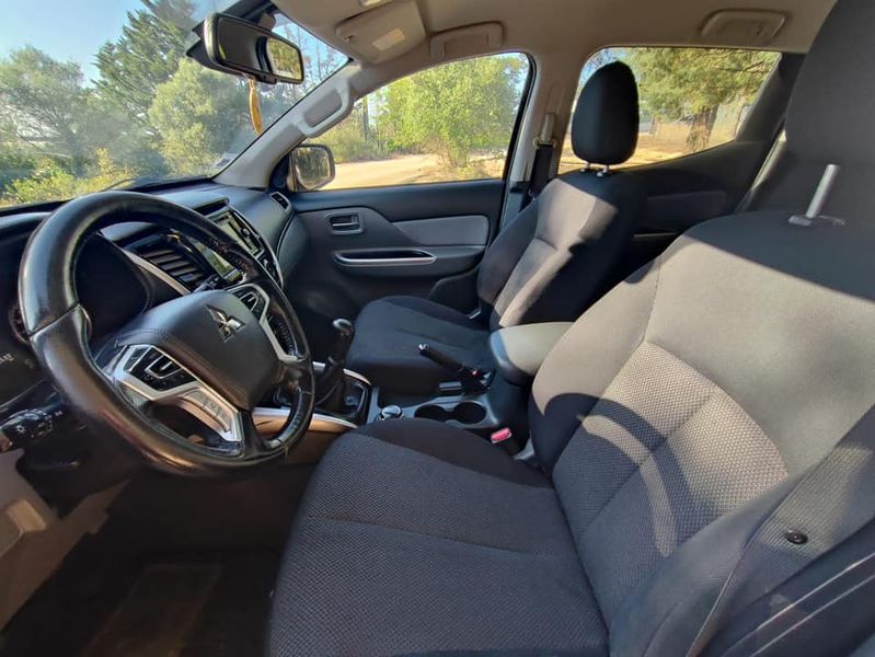 Mitsubishi L200 • 2017 • 246,000 km 4