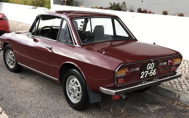 Lincoln LS • 1975 • 72,600 km 3