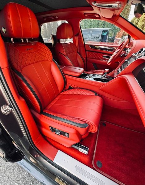 Bentley Bentayga • 2020 • 76,000 km 5