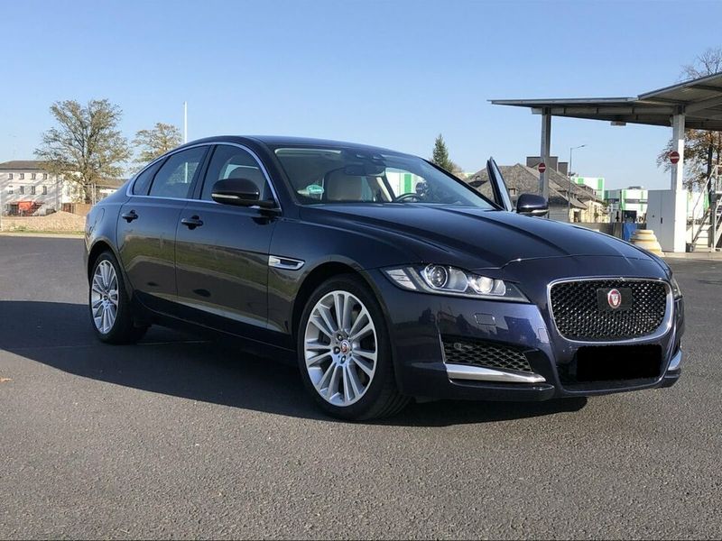 Jaguar XF • 2016 • 83,000 km 1
