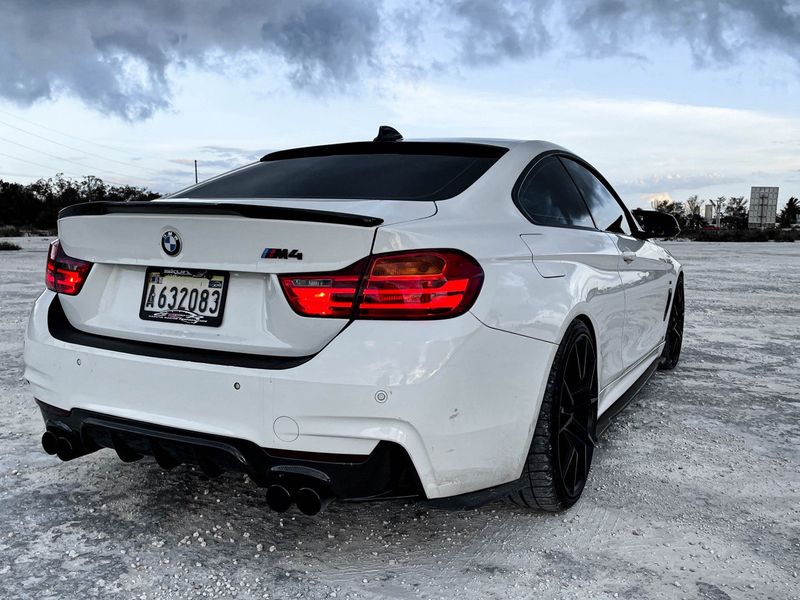 BMW M4 • 2014 • 30,000 km 6