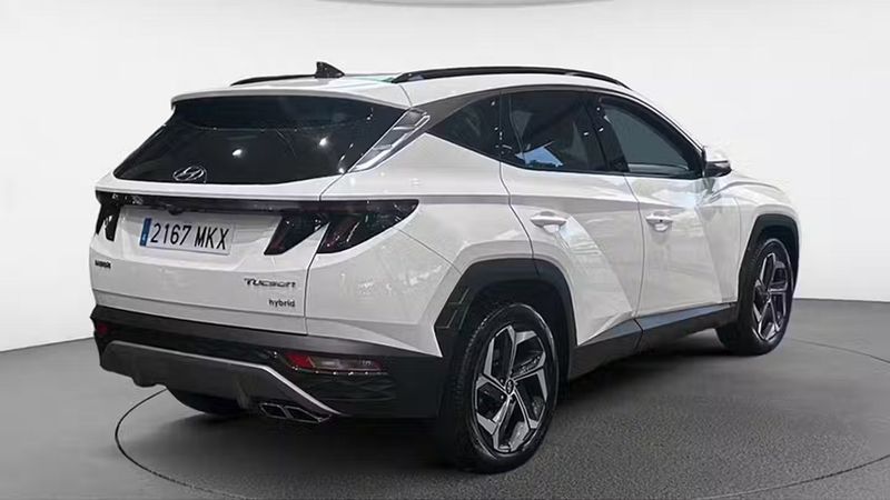 Hyundai Tucson • 2023 • 11,550 km 3