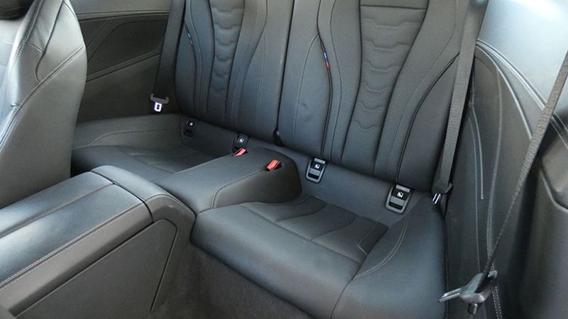 BMW 8 Series • 2021 • 19,676 km 9