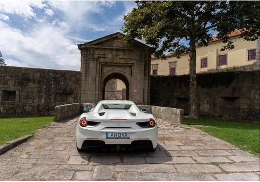 Ferrari 488 Spider • 2018 • 10,500 km 2
