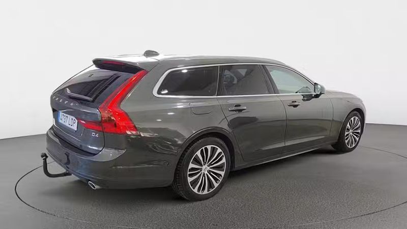 Volvo V90 • 2019 • 70,513 km 9